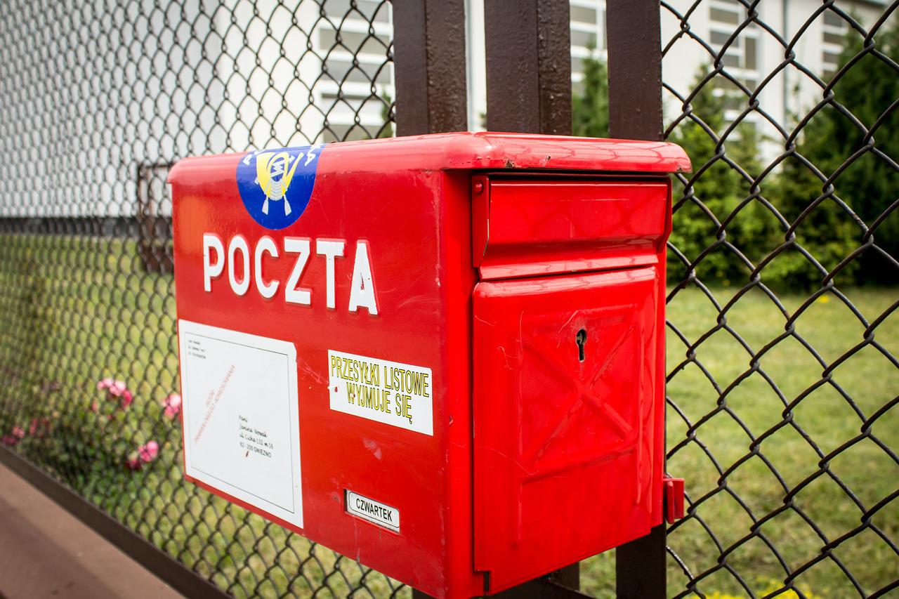 Dopłaty do nawozów: rolnicy wysłali wnioski pocztą i nie dotarły na czas 