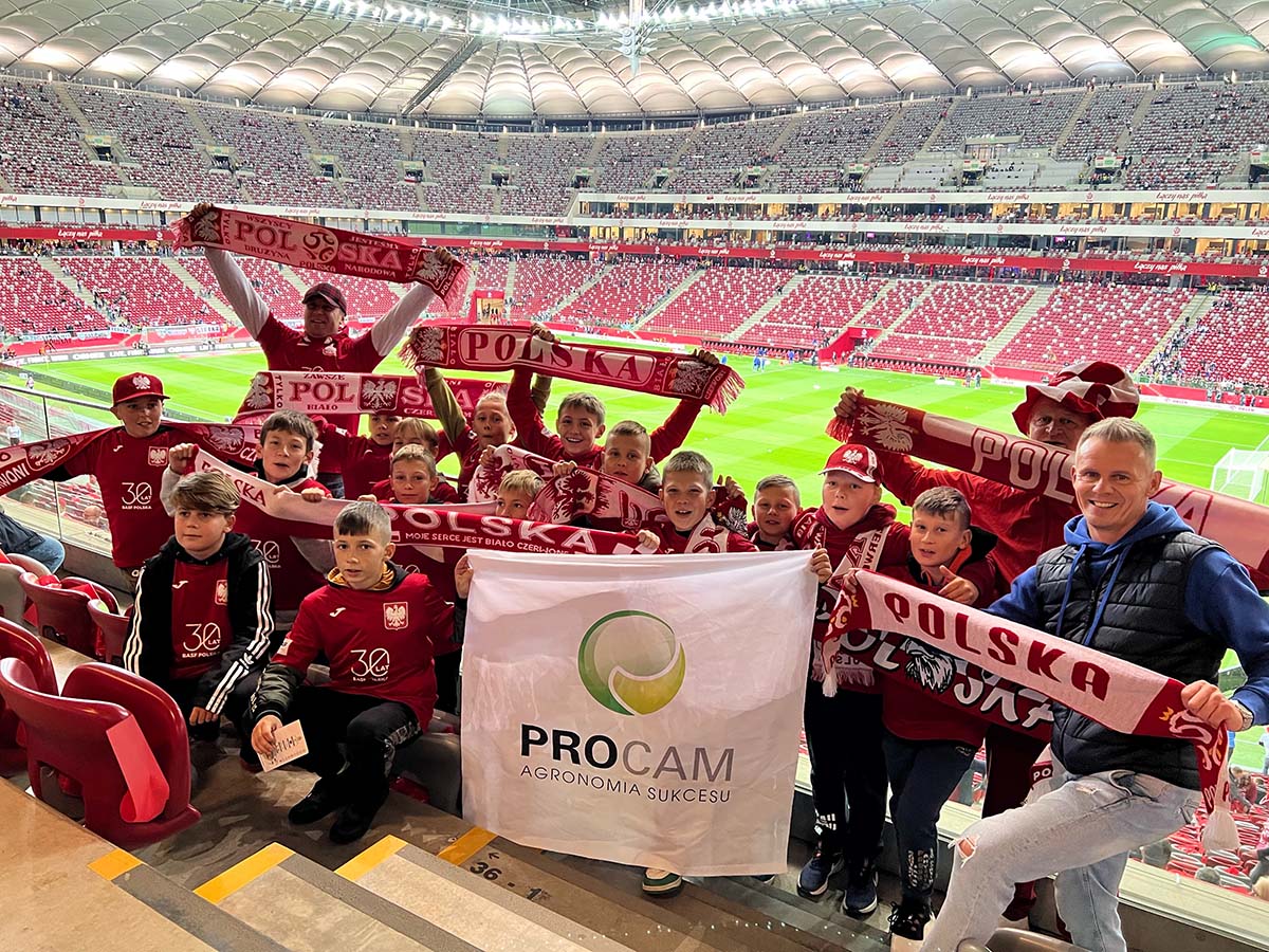 Zwycięzcy turnieju BASF PROCAM Cup 2022 na meczu Polska-Holandia