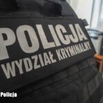 Strych stodoły nie pomógł. 40-latek w rękach policji, gospodarz z zarzutami