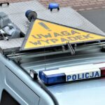 Czołowe zderzenie osobówki z potężnym ciągnikiem. Audi porządnie roztrzaskane!