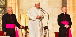 Papież Franciszek apeluje do Putina o wznowienie umowy zbożowej