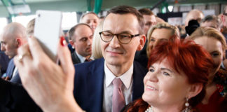 Premier Morawiecki: Bruce Lee nie dałby rady polskiemu chłopu