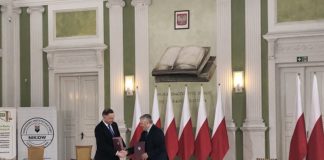 Prezydent podpisał porozumienie z KRIR