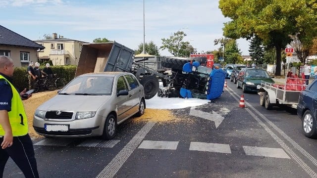 Kukurydza na jezdni, pożar słomy, Słupca, starżacy, pożar, 