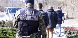 Ukraińcy nielegalnie pracowali przy produkcji żywności