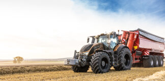 Flagowy model Valtra Serii S zdobywa uznanie na całym świecie