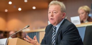 Wojciechowski: wyrównanie dopłat to koszt ponad 20 mld euro