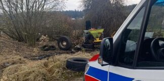 Dramat w gospodarstwie. Mężczyzna zmarł pod ciągnikiem