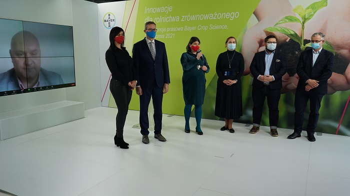 Zespół Bayer Crop Science podczas konferencji online Fot. Bayer